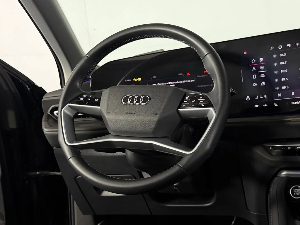 2025 Audi Q5 Premium - Photo 15