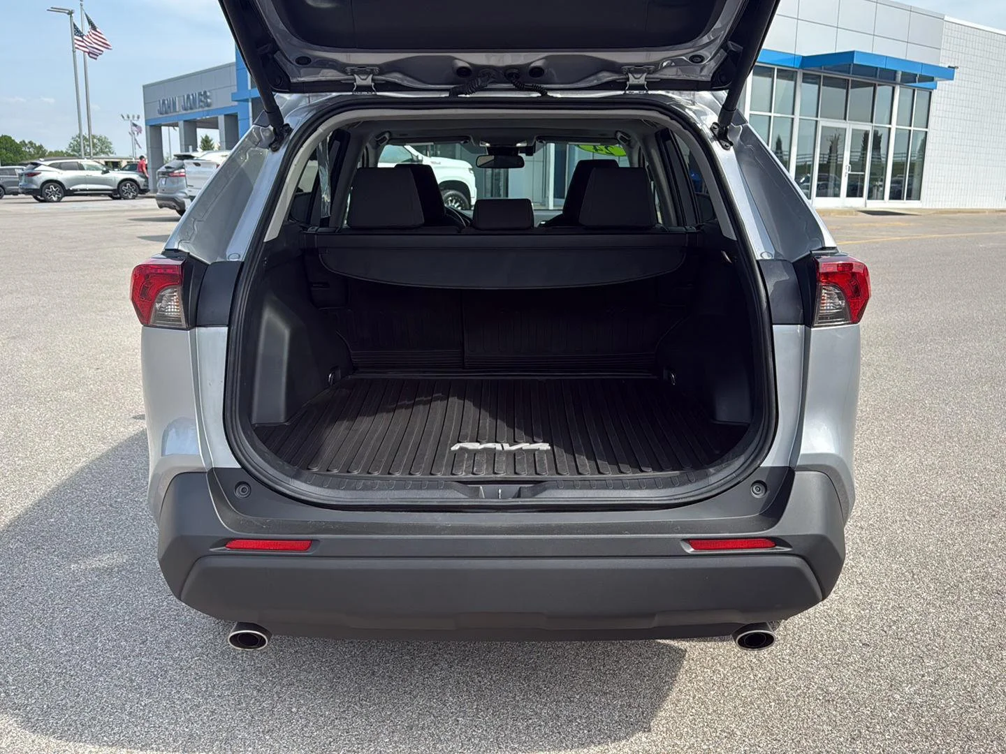 Used 2024 Silver Sky Metallic Toyota XLE image 13