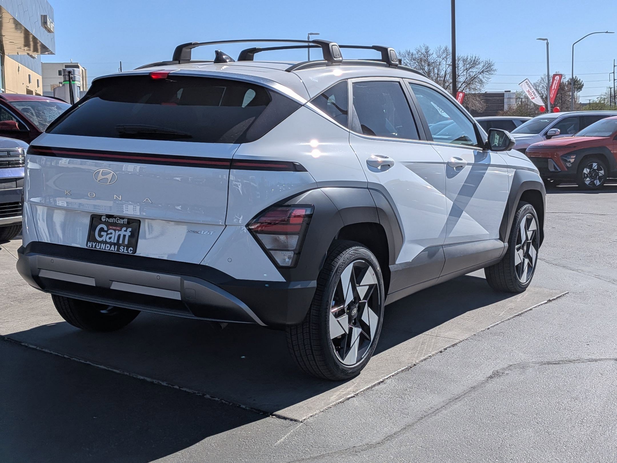 New 2026 Atlas White Hyundai Limited image 3