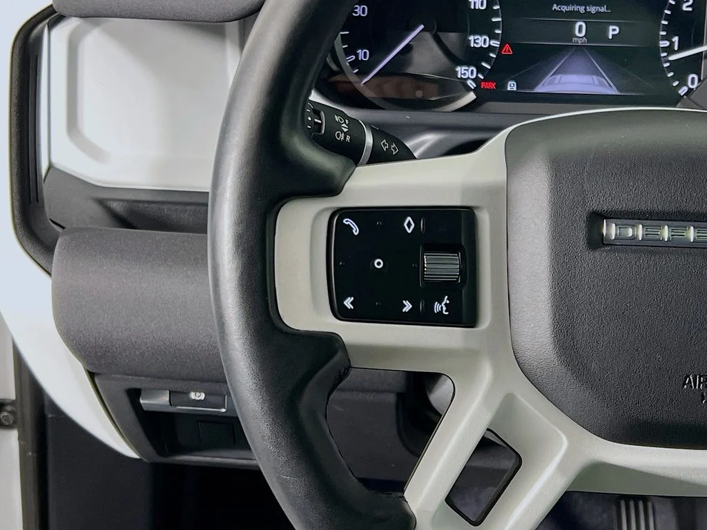 2023 Land Rover Defender S - Photo 10