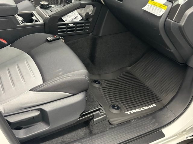 2025 Toyota Tacoma TRD Sport - Photo 32