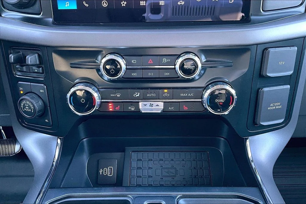 2025 Ford F-150 XLT - Photo 23
