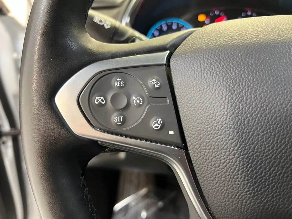 Used 2023 Summit White Chevrolet LT Leather image 19