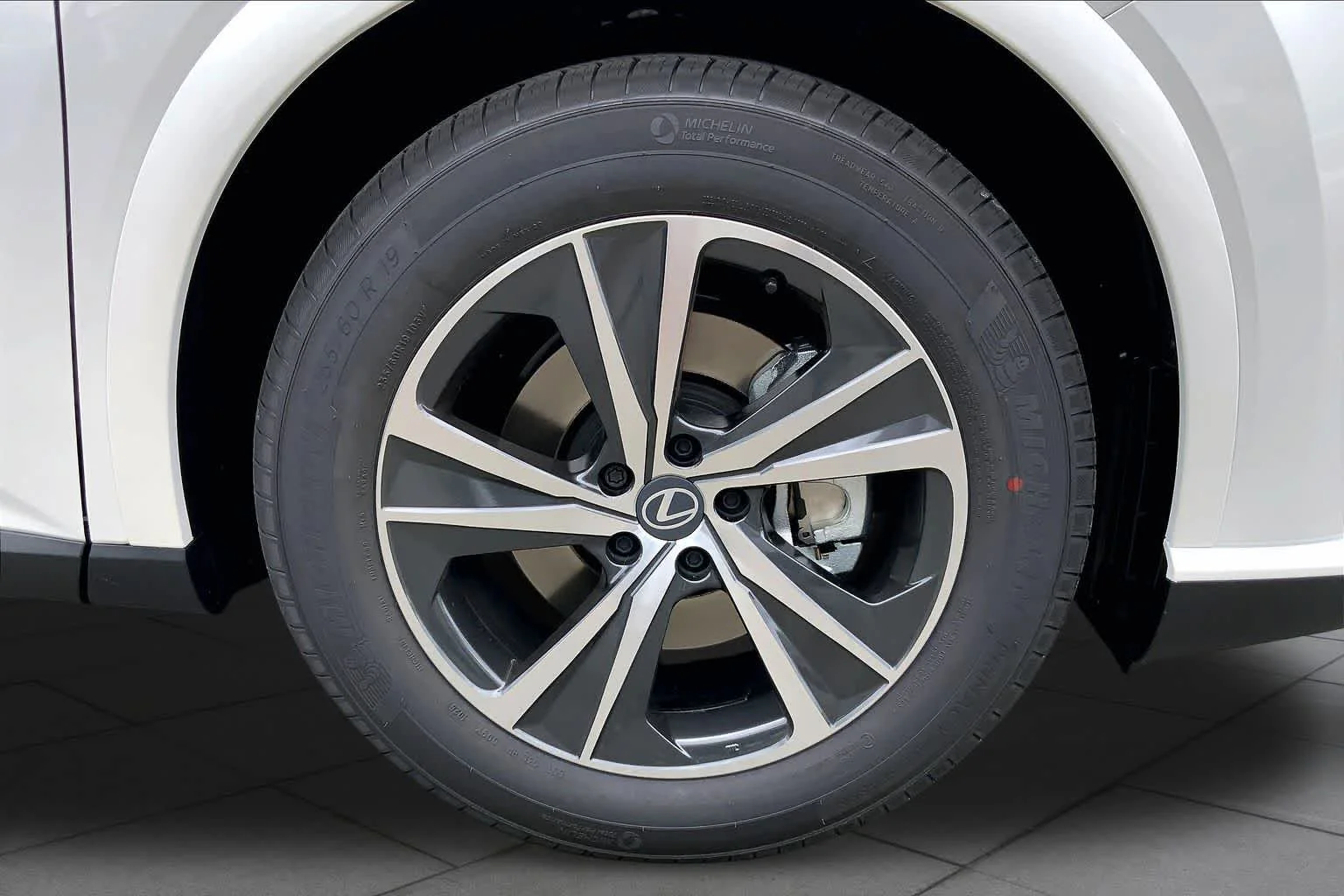 New 2026 Eminent White Pearl Lexus Premium image 11