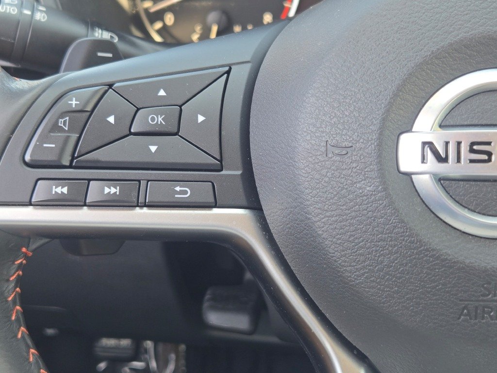 Used 2022 Black Nissan 2.5 SR image 32