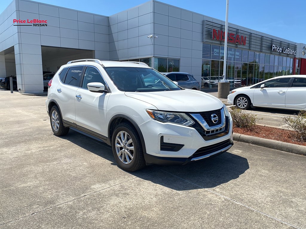2017 Nissan Rogue SV
