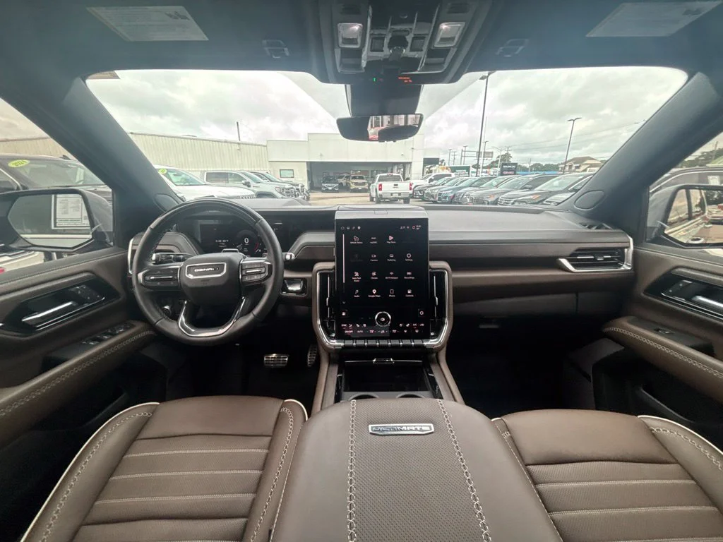 Used 2026 Silver GMC Denali Ultimate image 20