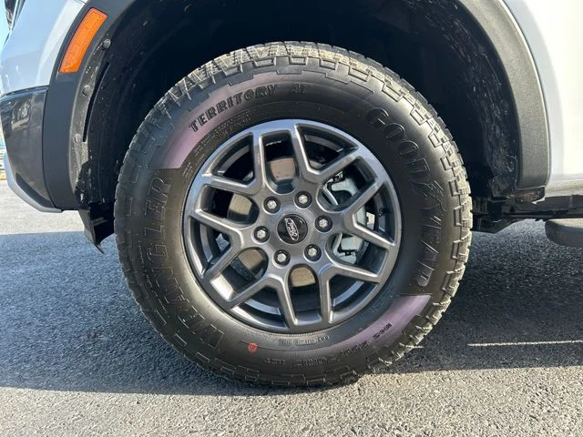 New 2026 Oxford White Ford XLT image 26