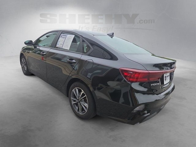 Used 2024 Black Kia LXS image 14