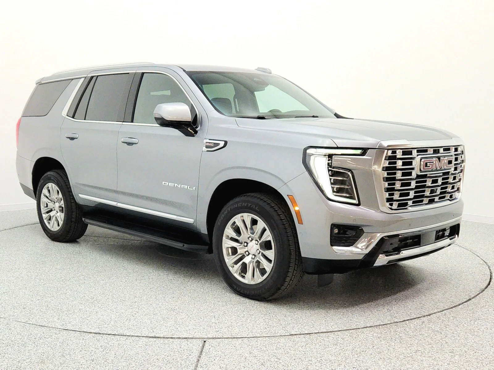 Used 2025 Sterling Metallic GMC 4WD 4dr Denali image 3