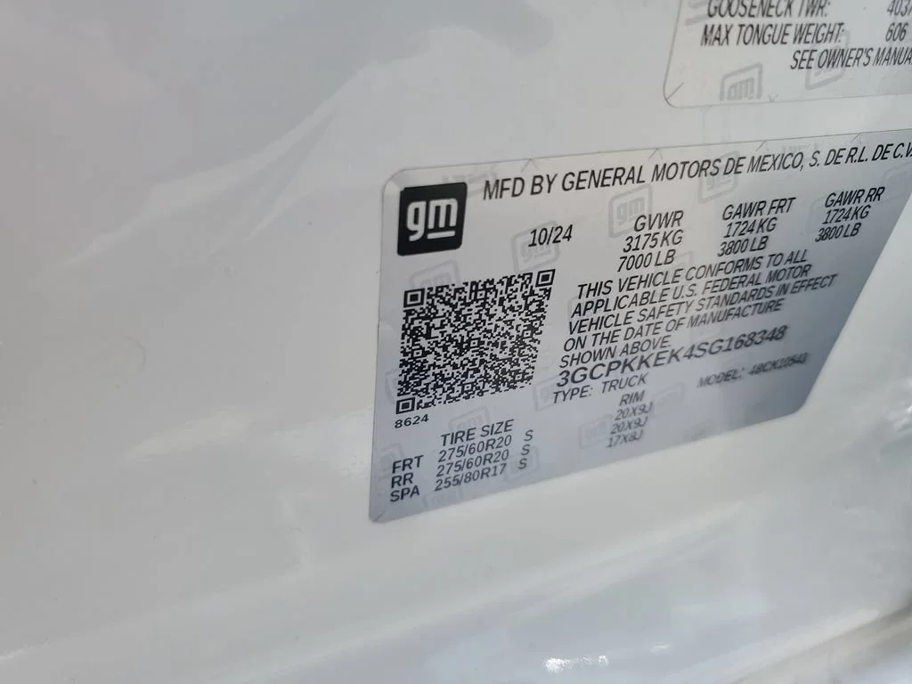 Used 2025 Summit White Chevrolet LT (2FL) image 25