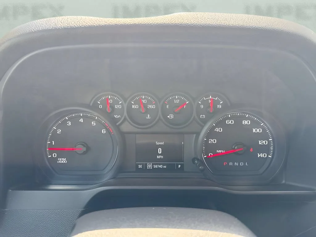Used 2020 SHADOW GRAY METALLIC Chevrolet Custom image 20