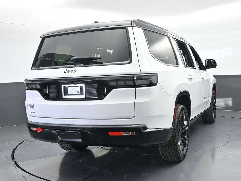 New 2026 Bright White Clearcoat Jeep Summit Obsidian image 5