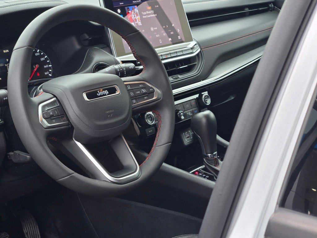 2025 Jeep Compass Trailhawk - Photo 24