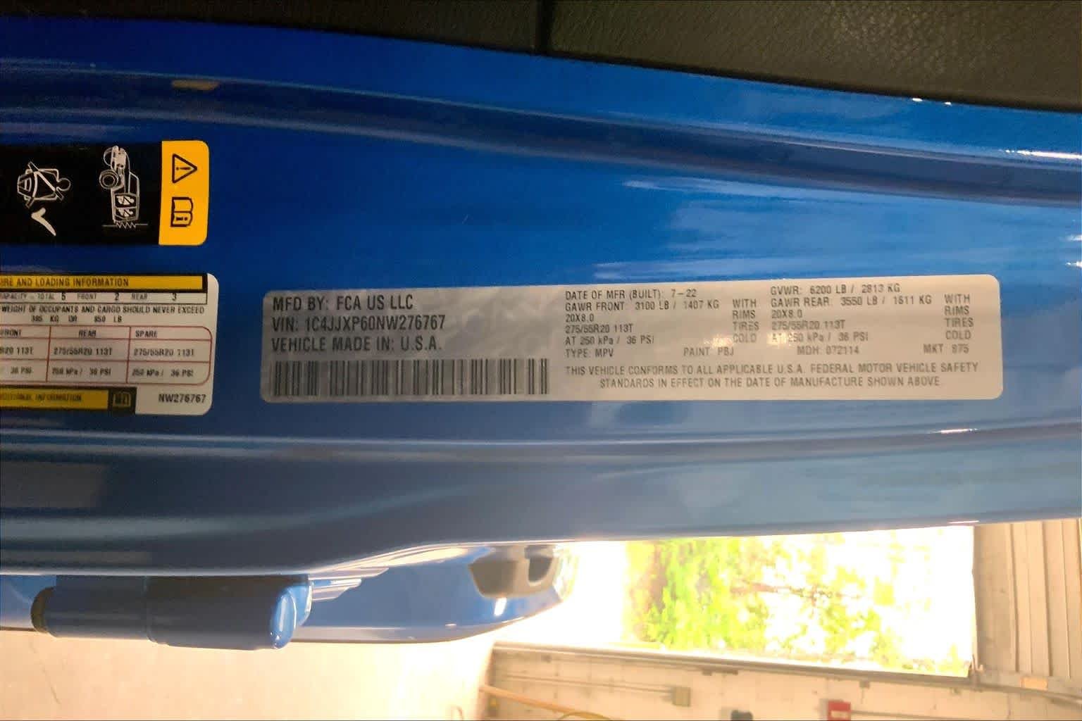 Used 2022 Hydro Blue Pearlcoat Jeep Unlimited Sahara image 31