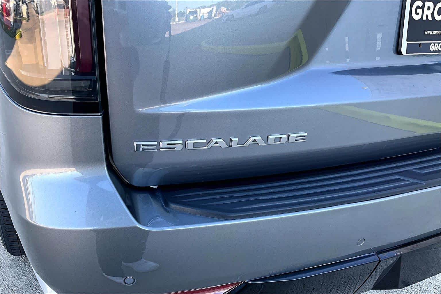 Used 2021 Satin Steel Metallic Cadillac Premium Luxury image 28