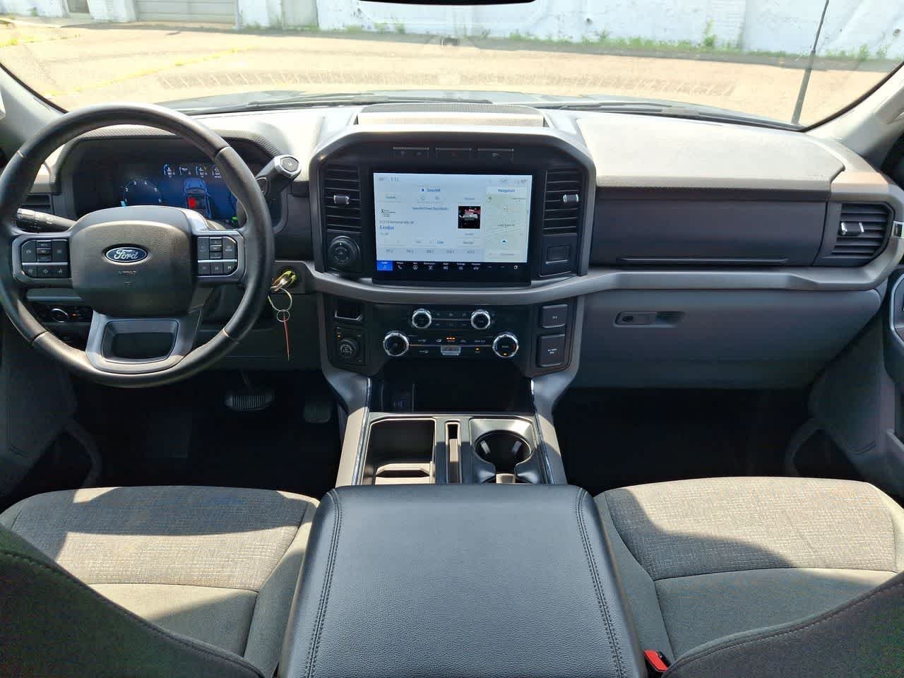 Used 2024 Agate Black Metallic Ford XLT image 10