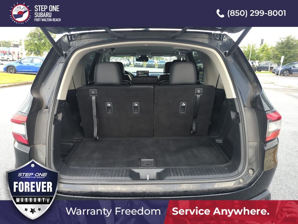 Used 2025 Black Honda EX-L image 30