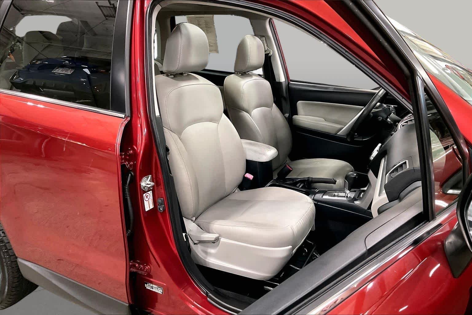 Used 2016 Venetian Red Pearl Subaru 2.5i Limited image 9