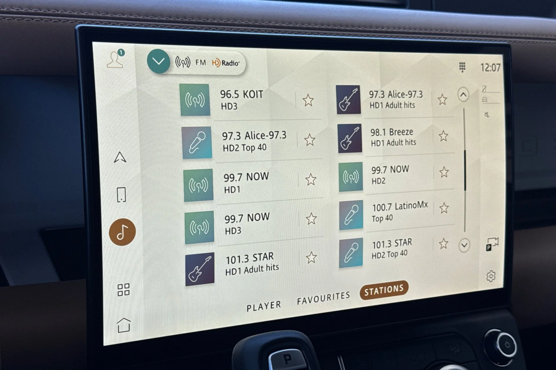 New 2026 Woolstone Green Land Rover S image 21