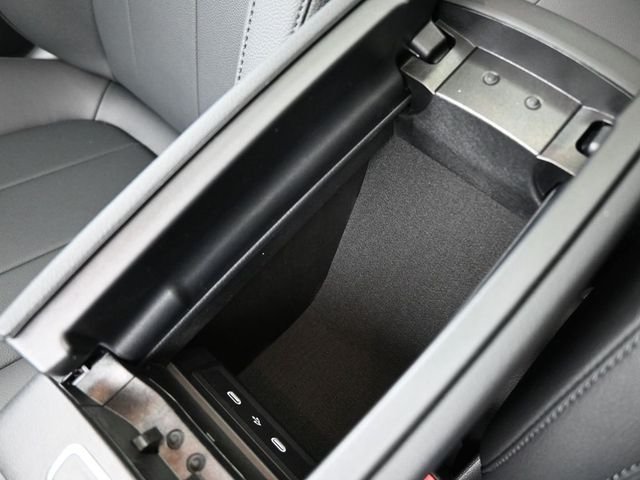 Used 2025 Black Mercedes-Benz CLA 250 image 9