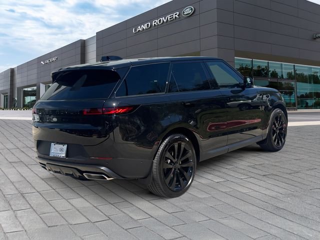 New 2026 Santorini Black Land Rover SE image 5