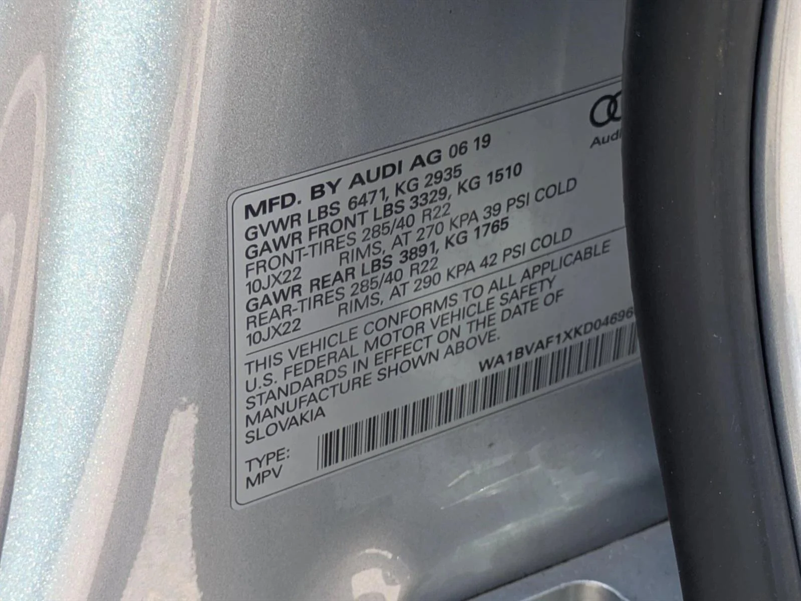 Used 2019 Silver Audi Premium Plus image 26