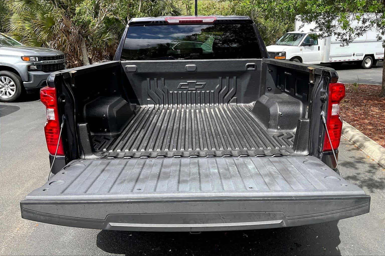 2023 Chevrolet Silverado 1500 LT - Photo 31