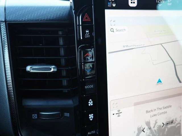 2026 RAM 1500 Rebel - Photo 32