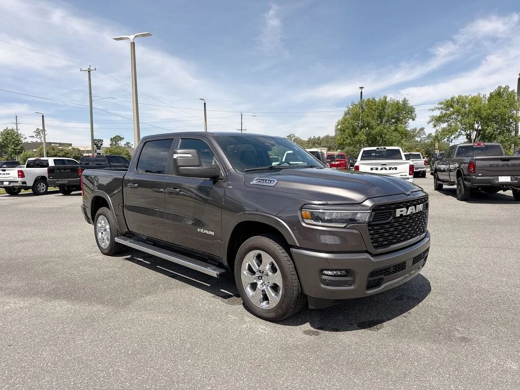 2026 RAM 1500 Big Horn/Lone Star 4x4 Crew Cab 5'7's photo