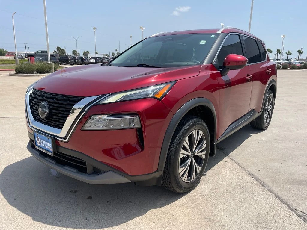 Used 2023 Red Nissan SV image 3