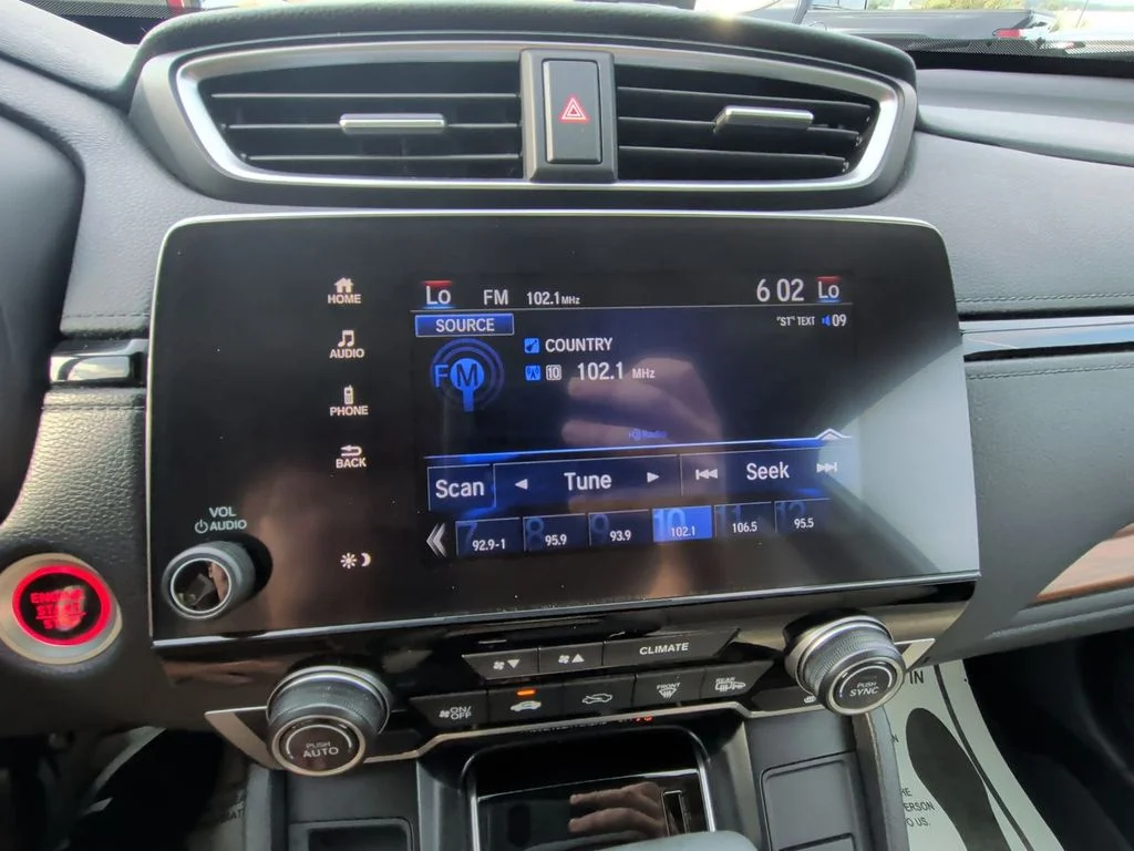 Used 2020 White Honda EX image 17