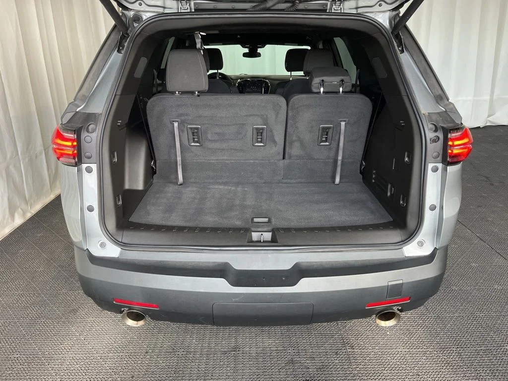 Used 2023 Gray Chevrolet LT image 22