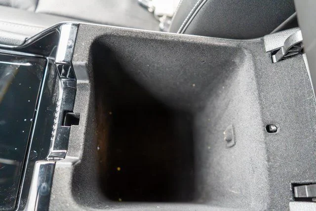 Used 2024 Black Jeep Overland image 37
