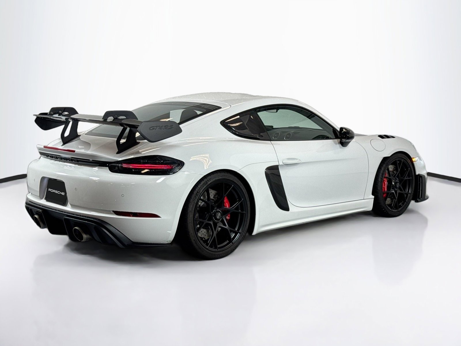Used 2023 White Porsche GT4 RS image 9