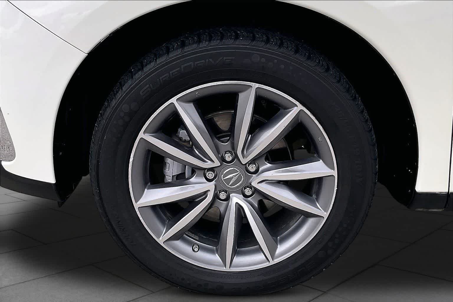 Used 2019 White Diamond Pearl Acura w/Technology Pkg image 11