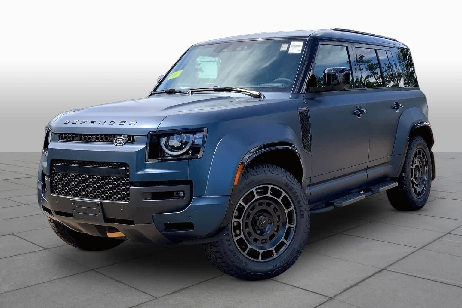 2026 Land Rover Defender OCTA