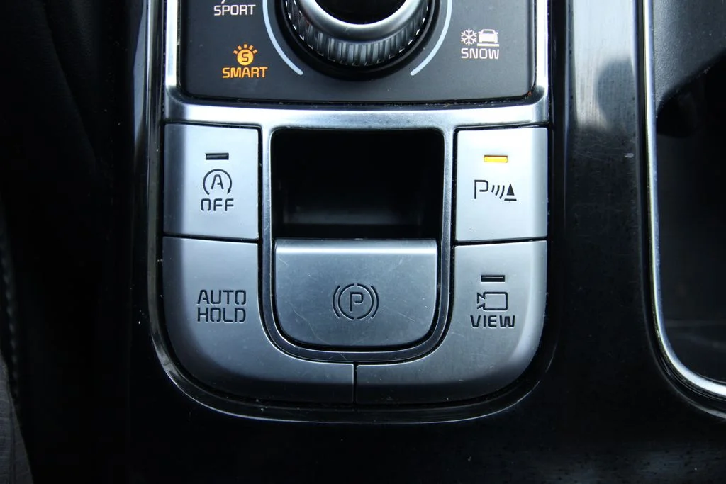 Used 2021 Silver Kia SX image 28