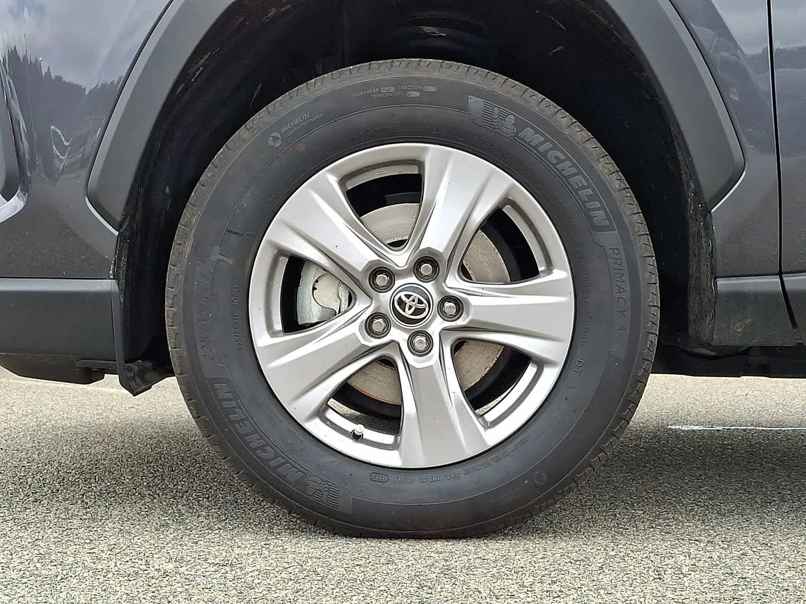 Certified Used 2025 Magnetic Gray Metallic Toyota XLE image 10