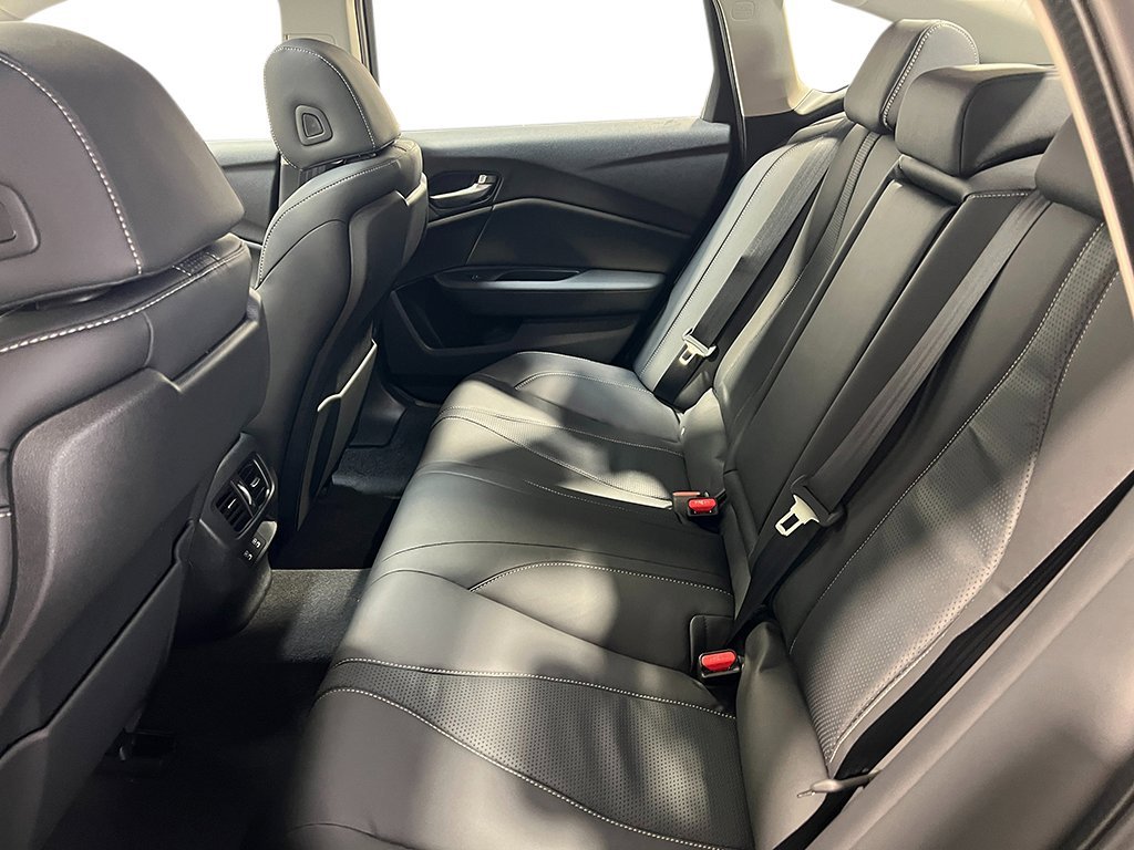 2025 Acura TLX Technology Package - Photo 28