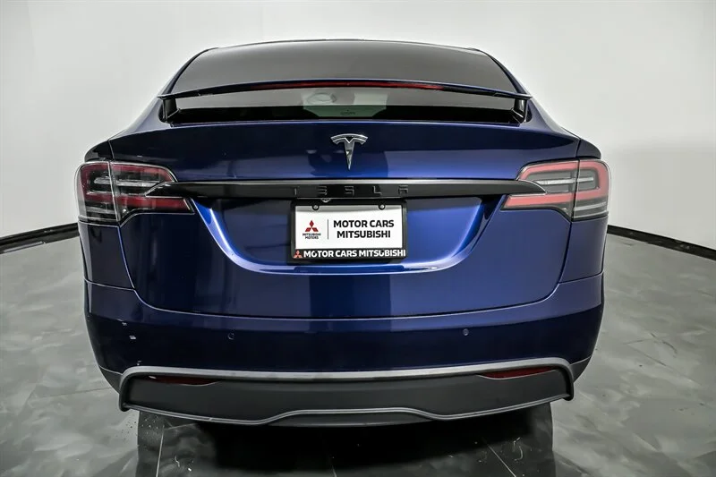 Used 2023 Deep Blue Metallic Tesla Standard Range image 8