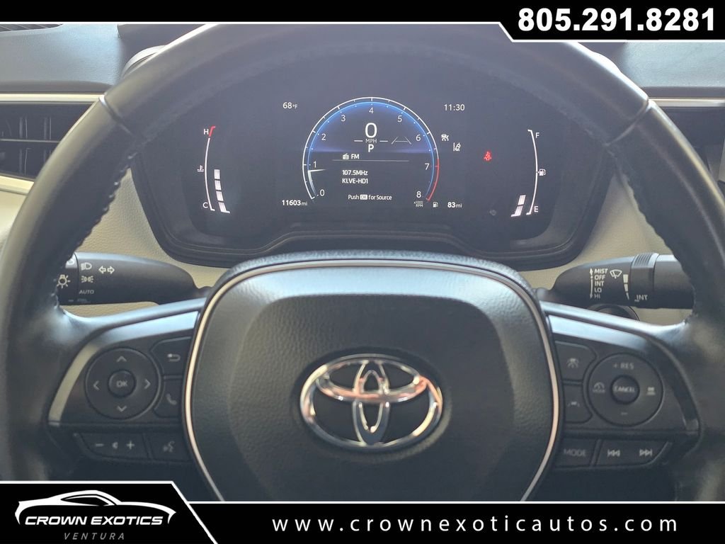 Used 2025 White Toyota FX image 31