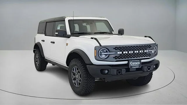 2025 Ford Bronco Badlands 4x4's photo