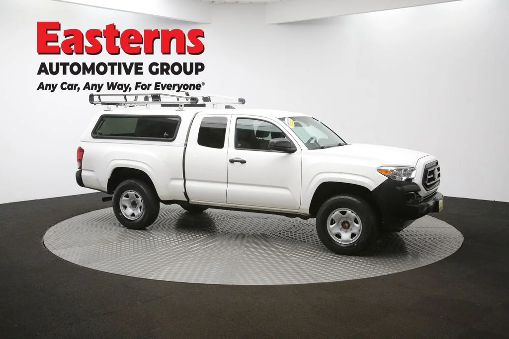 Used 2022 White Toyota SR image 46
