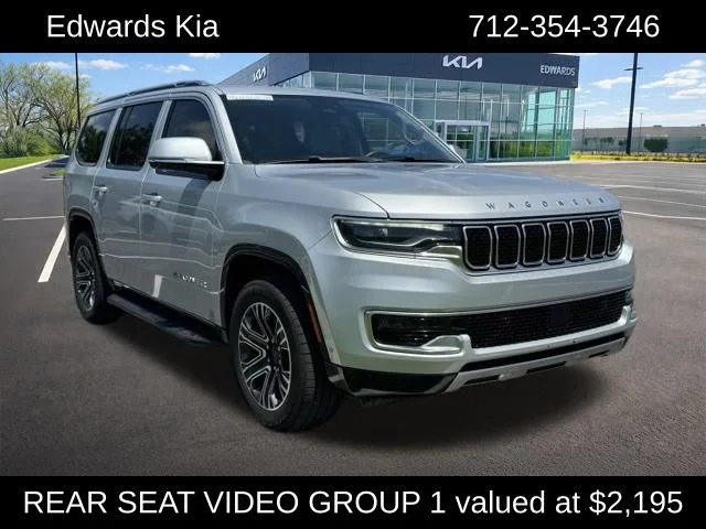 Used 2022 Silver Jeep Series III image 1