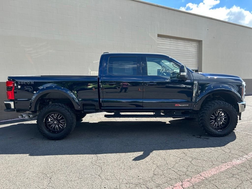 Used 2024 Blue Ford XL image 3