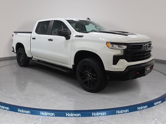 Used 2024 Summit White Chevrolet LT Trail Boss image 4
