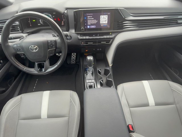 Certified Used 2025  Toyota SE image 29