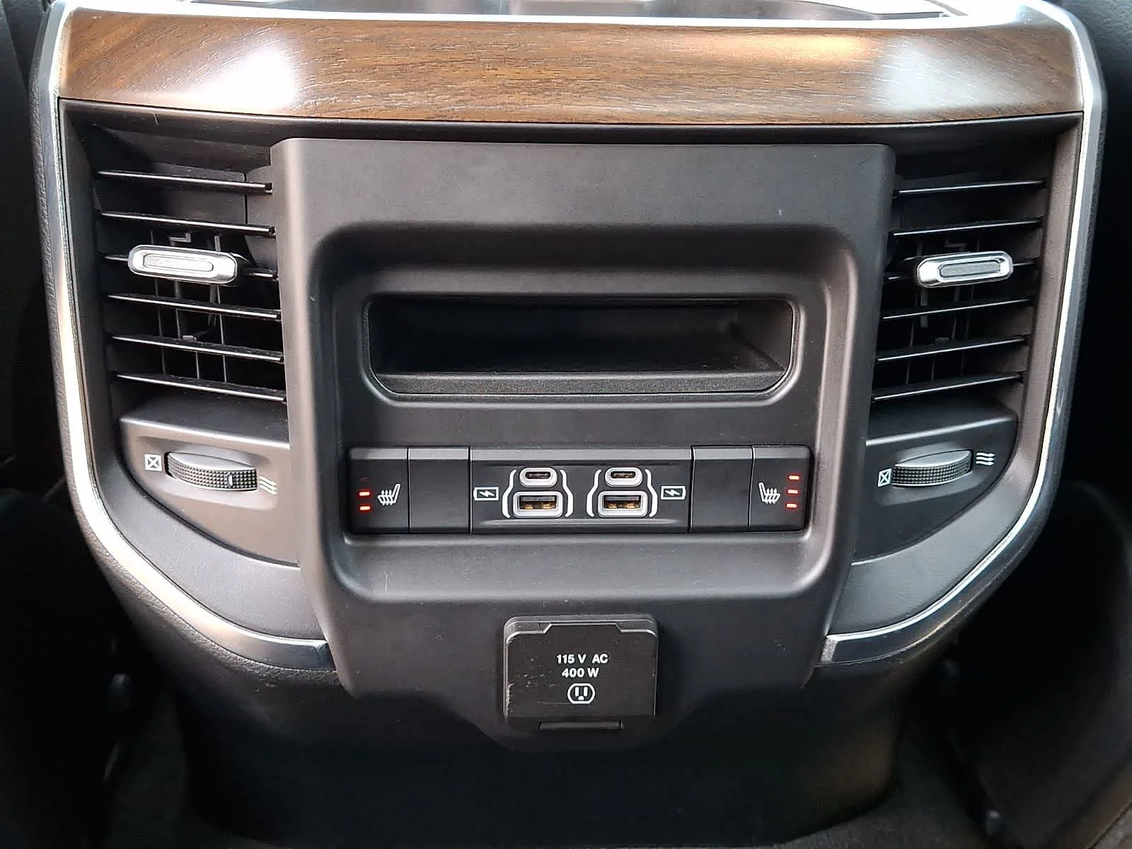 Used 2021 Granite Crystal Metallic Clearcoat Ram Laramie image 11