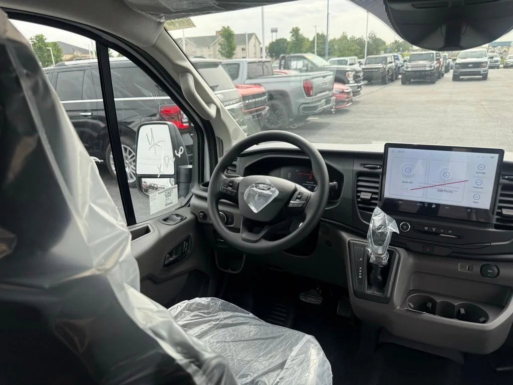 New 2026 Oxford White Ford Cargo Van image 43